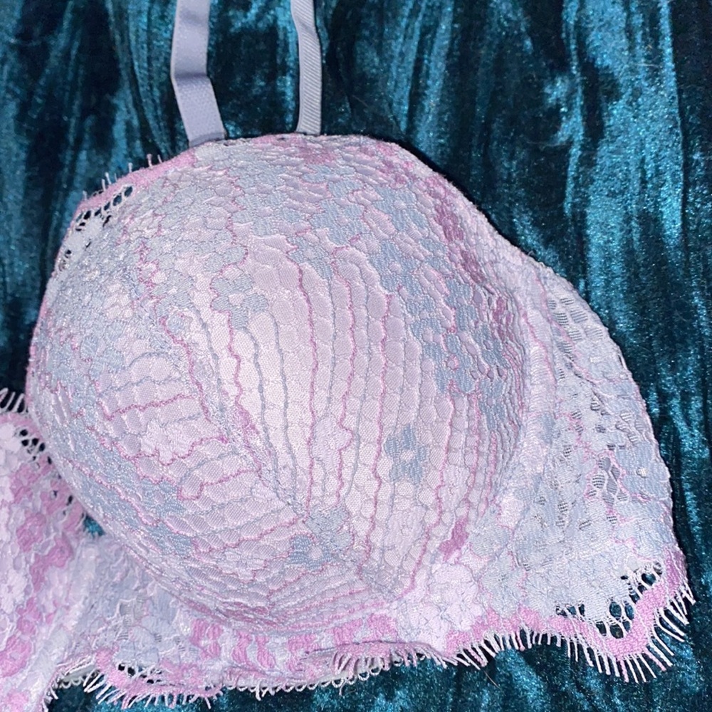 Victoria’s Secret Lace Lined Demi Bra Dream Angels - Picture 5 of 7